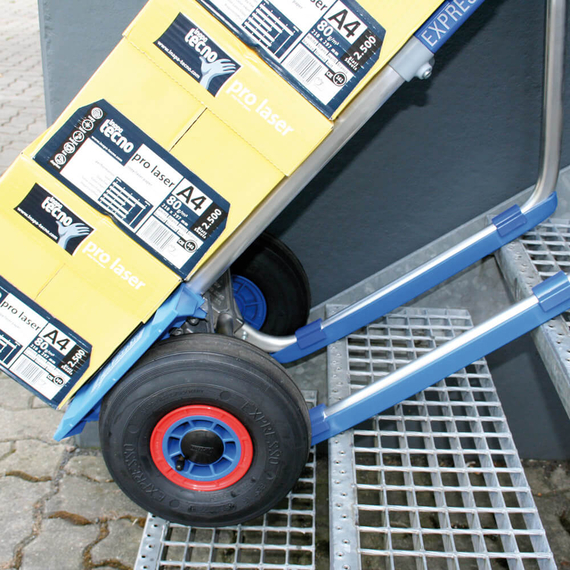 Multifunction hand truck 24381521 with shovel no5