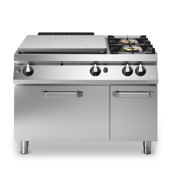 Solid top αερίου 12kW & 2 φλόγ. (1x6+1x10kW) με φούρνο αερίου 2/1 8kW & ερμάριο R90/120TPFG ROC900